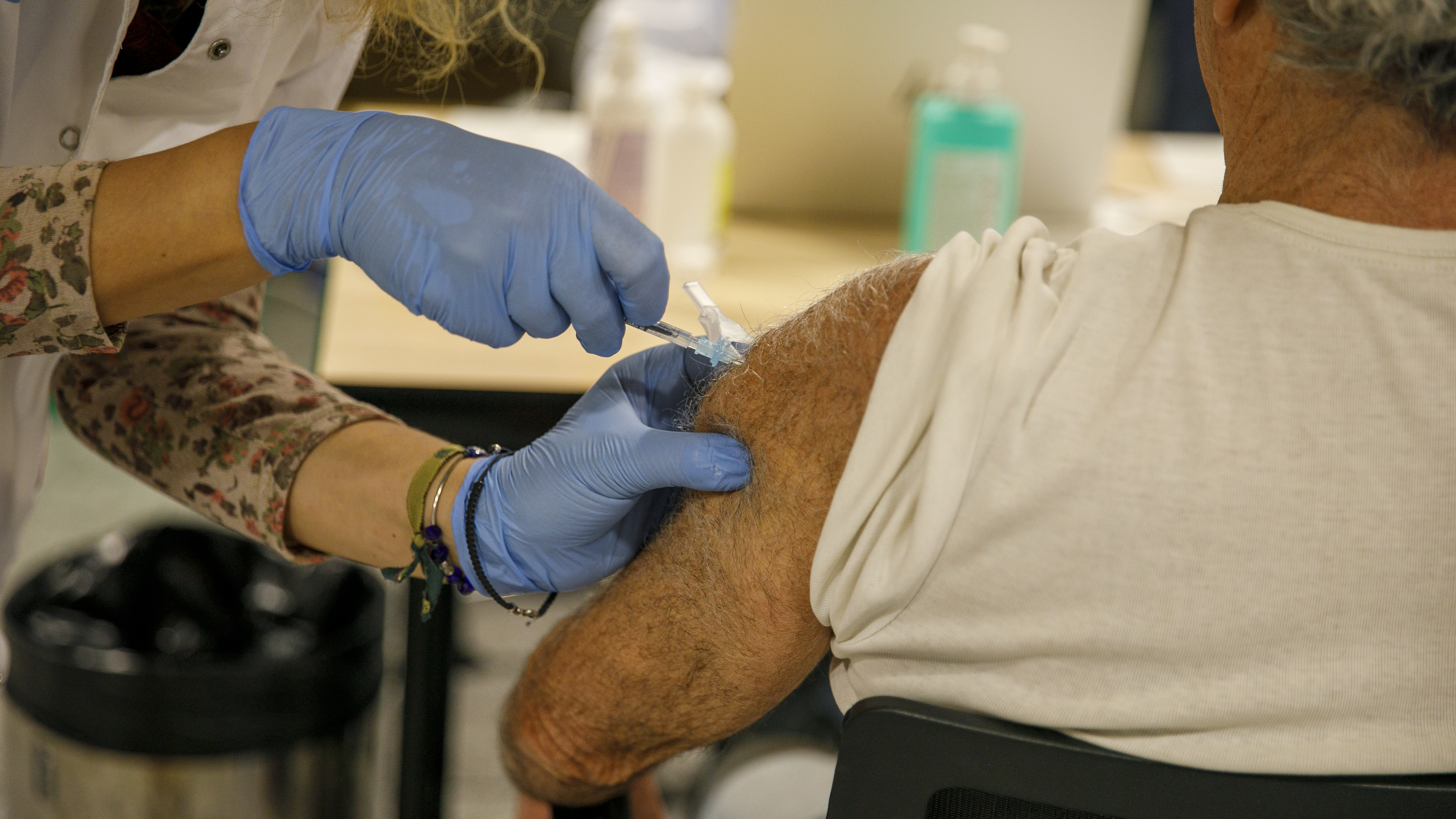 Las infecciones respiratorias agudas continúan en fase epidémica en La Rioja, aunque descienden de manera notable la incidencia y los ingresos